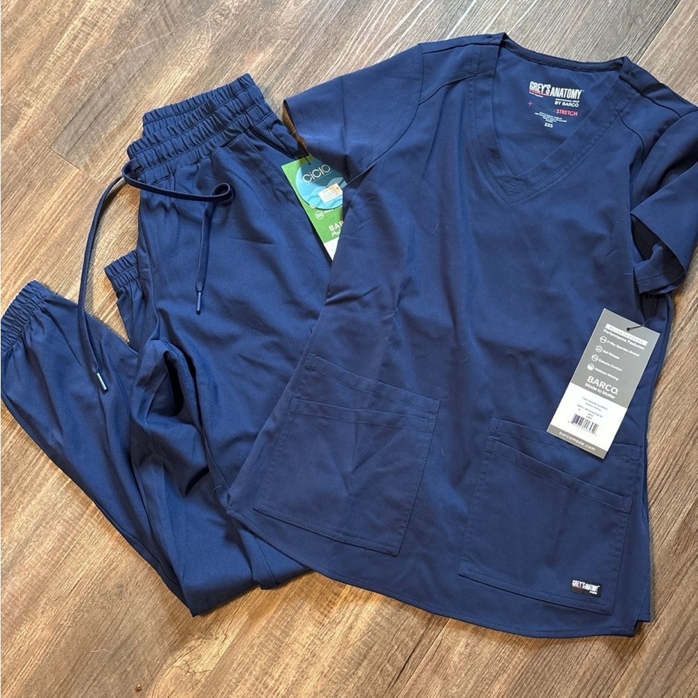 Barco Grey's Anatomy Navy Scrub Set